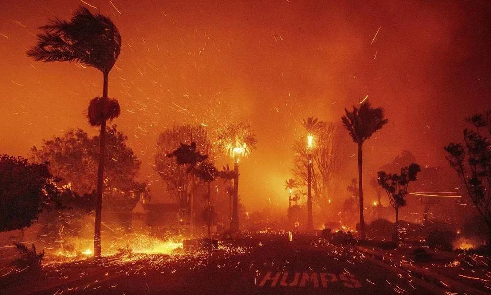 Παραμένουν τα ενεργά μέτωπα στο Λος Άντζελες